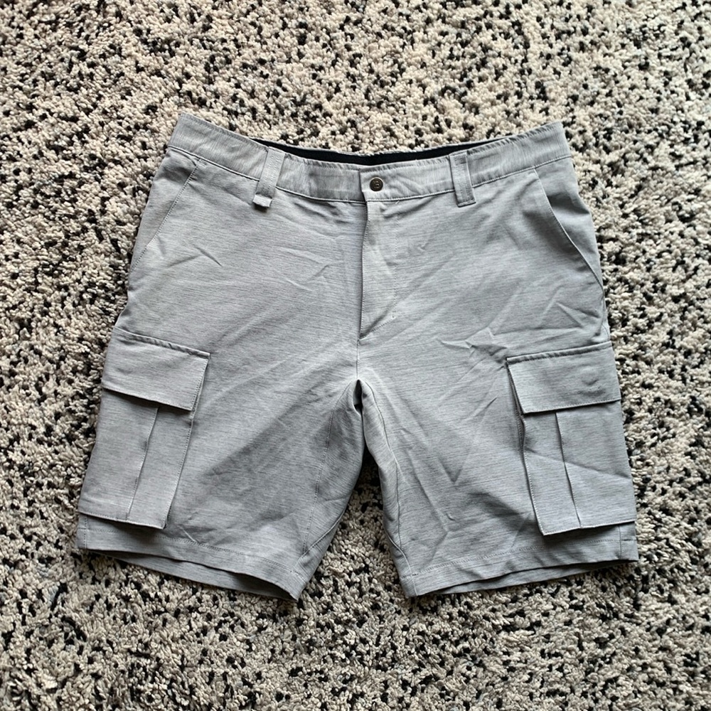 BYLT Premium Basics Kinetic Cargo Shorts Lightweight Light Grey Stretch Size 34